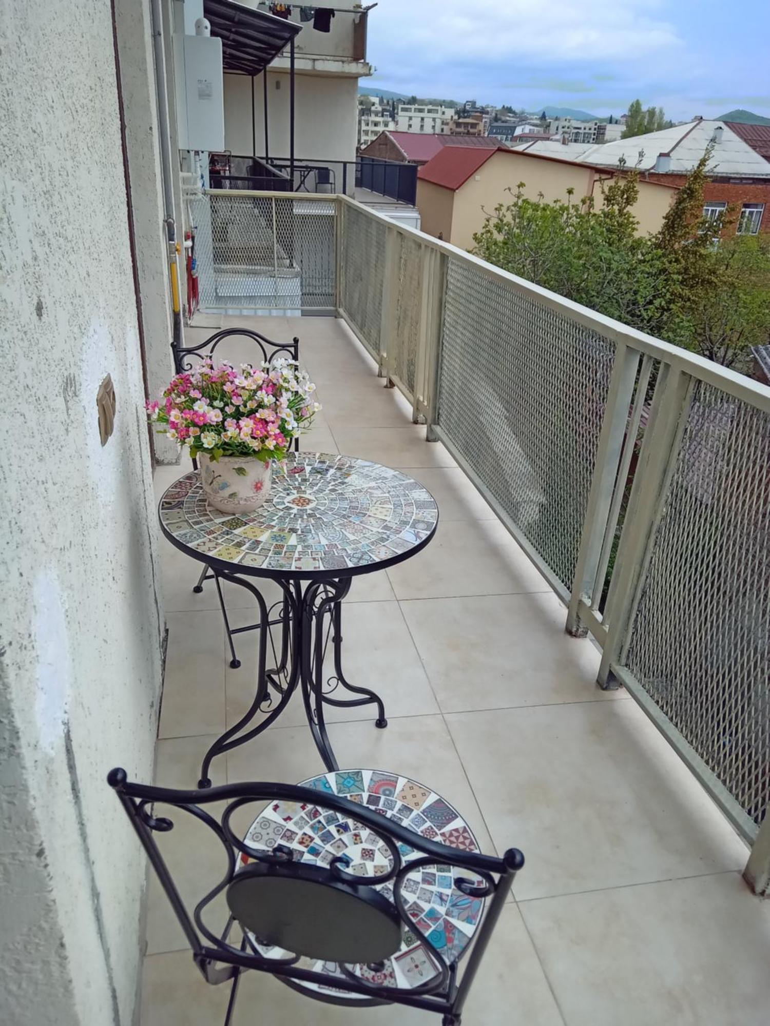 Picasso Apartment Kutaisi Eksteriør bilde
